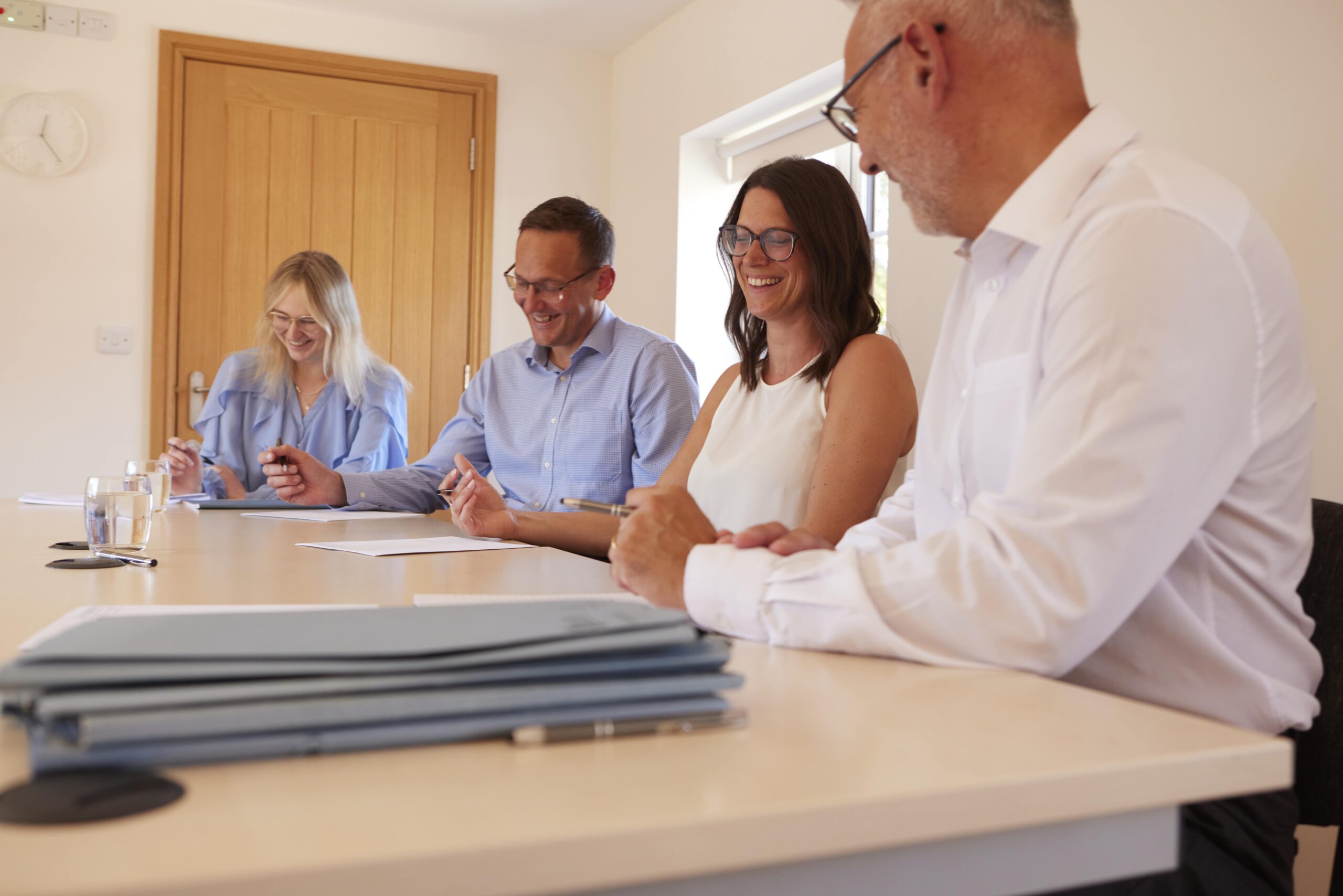 Fiona Bruce 1900 min scaled