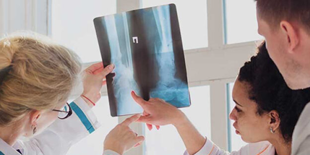 Letters of Notification in Clinical Negligence Claims: Early Engagement and Investigation 1 clinical-negligence